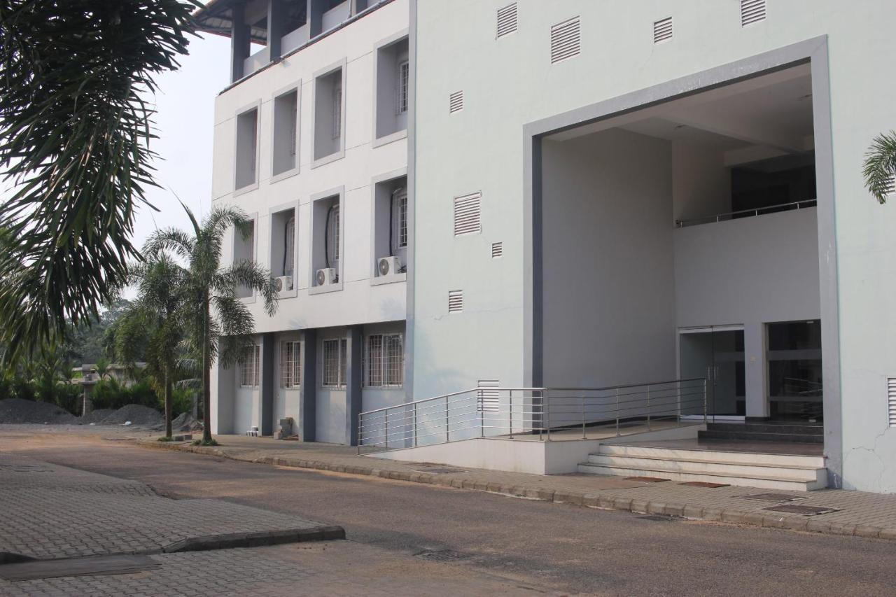 Angamaly Convention Centre Hotel Kochi Exterior photo